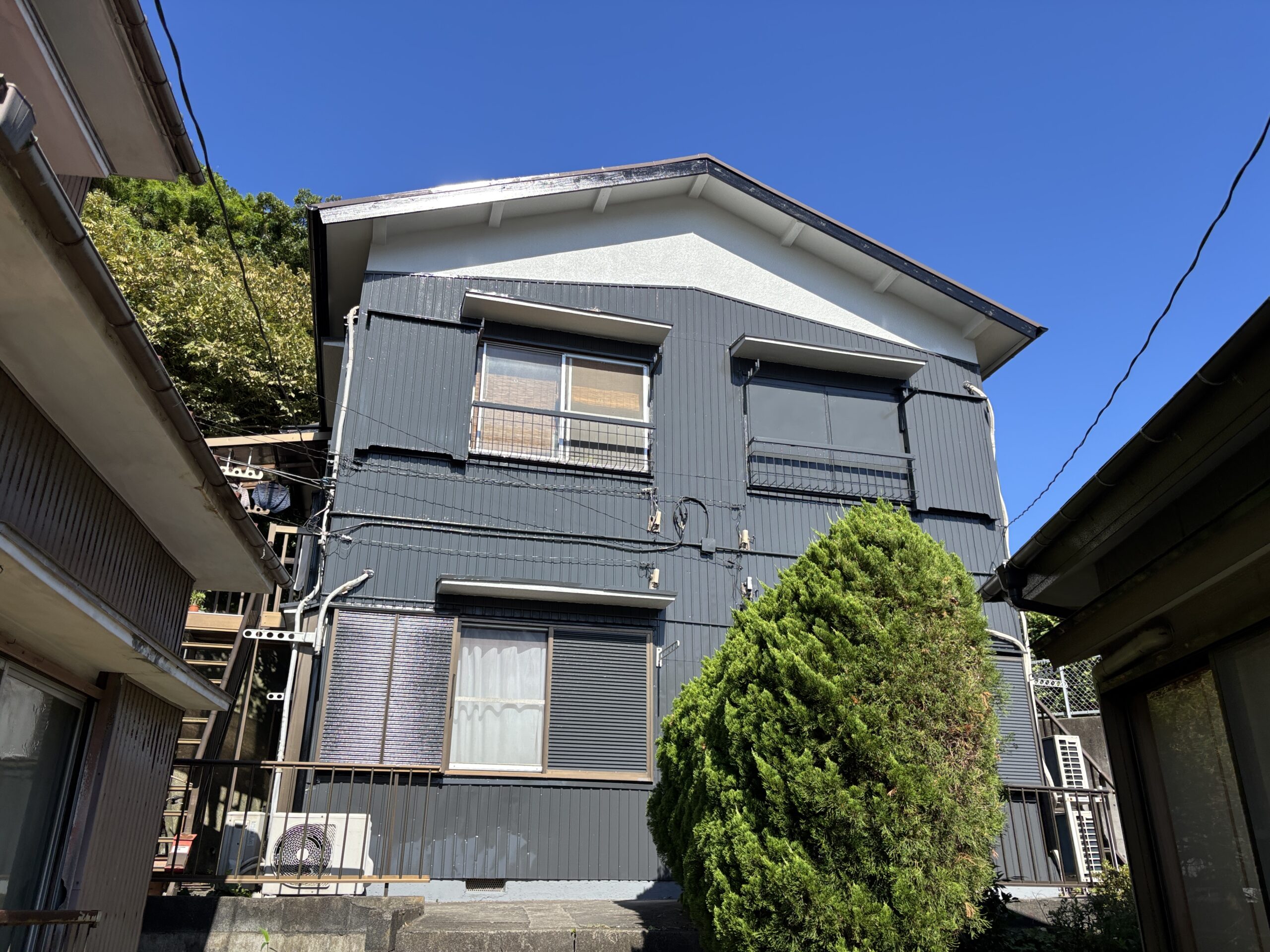 【102万円】横須賀市アパート　屋根外壁塗装